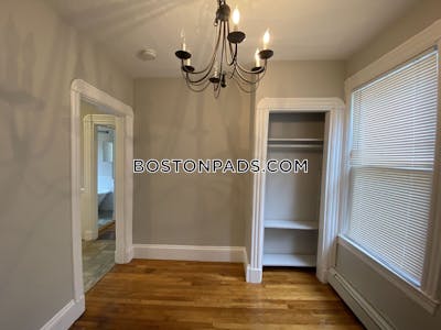 Cambridge 2 Bed 1 Bath CAMBRIDGE  Central Square/cambridgeport - $3,000 No Fee