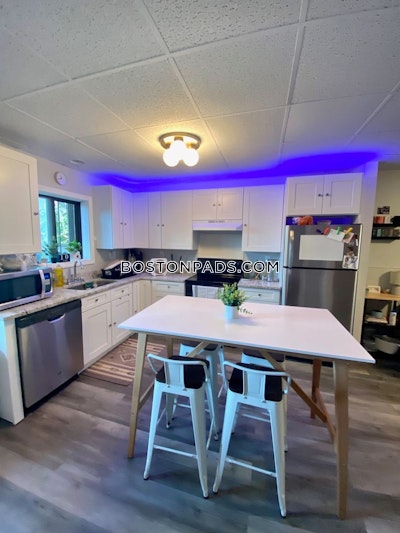 East Boston 1 Bed 1 Bath Boston - $2,300 No Fee