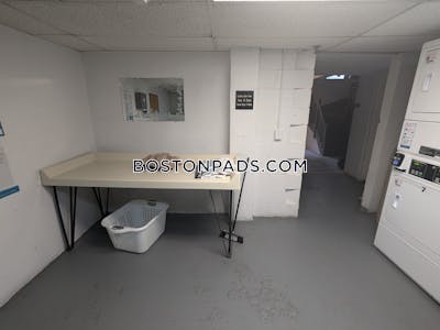 Brighton 3 Bed 1 Bath BOSTON Boston - $4,750 No Fee