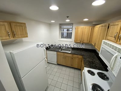 Fenway/kenmore 1 Bed 1 Bath Boston - $2,900 No Fee