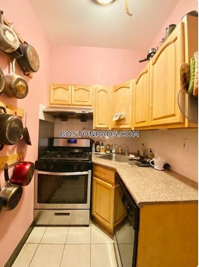 Fort Hill Large 4 Bedroom 2 Full Bathrooms Apartment for Rent 9/1 Boston - $4,300 No Fee