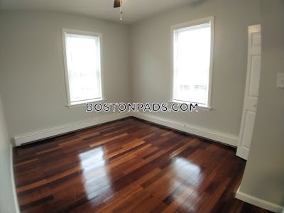 Dorchester/south Boston Border 3 Bed 1 Bath BOSTON Boston - $2,895 No Fee