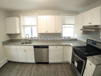 Dorchester/south Boston Border Renovated 3 Bed on Boston St in Dorchester Available NOW! Boston - $2,895 No Fee