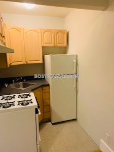Northeastern/symphony Studio 1 Bath Boston - $2,550 No Fee