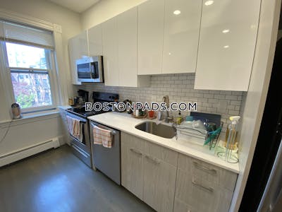 Back Bay Studio 1 Bath Boston - $3,000 No Fee
