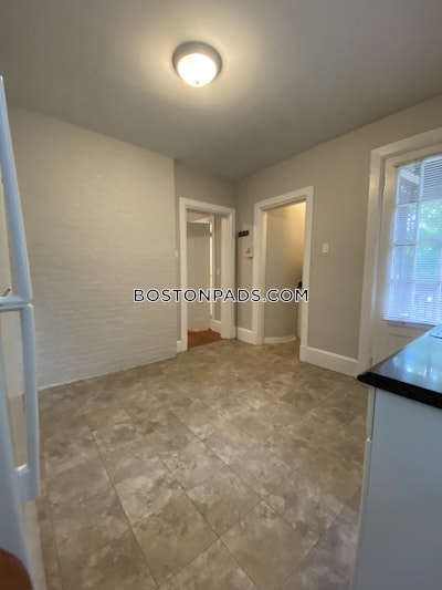 Cambridge 1 Bed 1 Bath CAMBRIDGE  Harvard Square - $3,200 No Fee