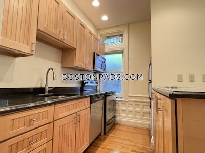 Back Bay 1 Bed Back Bay Boston - $3,900 No Fee