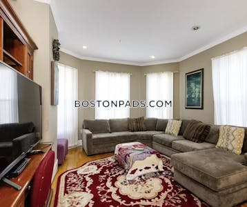 Roxbury 4 Beds 3.5 Baths Boston - $5,200 No Fee