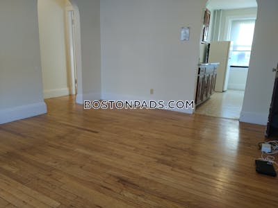 Malden 1 Bed 1 Bath MALDEN $1,800 - $1,850 No Fee