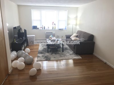 Brookline Apartment for rent 2 Bedrooms 1 Bath Coolidge Corner - $3,400 No Fee