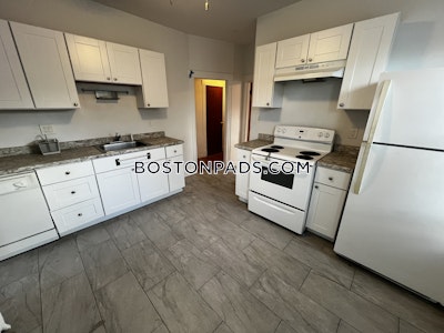 Somerville 8 Beds 3 Baths Tufts  Tufts - $3,900 No Fee
