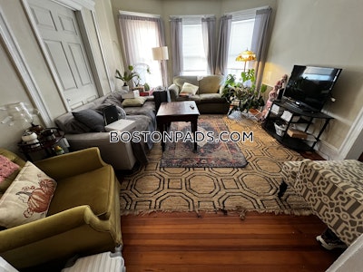 Somerville Apartment for rent 3 Bedrooms 1 Bath  Tufts - $3,000 No Fee