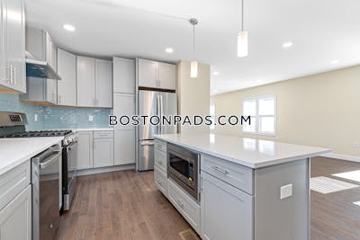 Medford Apartment for rent 7 Bedrooms 6 Baths Medford Square - $6,550 No Fee