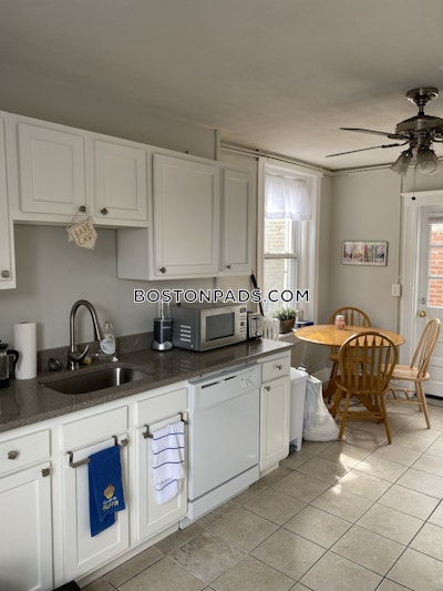 North End 2 Beds 1 Bath Boston - $4,500 No Fee