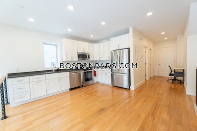 Dorchester 3 bedroom 2 baths in BOSTON Boston - $3,600 No Fee