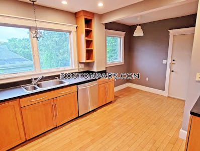 Brookline Apartment for rent 3 Bedrooms 1 Bath  Washington Square - $4,300 No Fee