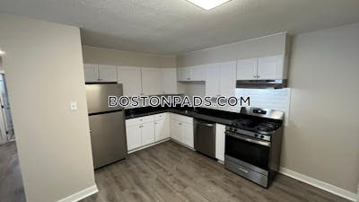 Grafton 2 bedroom 1 baths in Grafton - $2,000 No Fee