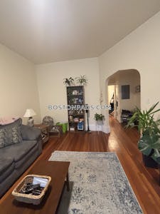 Brookline Apartment for rent 1 Bedroom 1 Bath Coolidge Corner - $2,900 No Fee