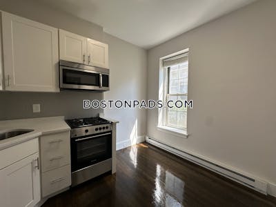 Back Bay Apartment for rent 3 Bedrooms 1 Bath Boston - $5,300 No Fee