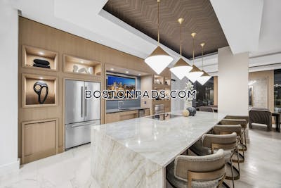 Everett 3 bedroom 1 baths Luxury in EVERETT - $6,140 No Fee