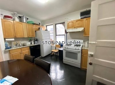 Lower Allston Apartment for rent 4 Bedrooms 1 Bath Boston - $3,500 No Fee